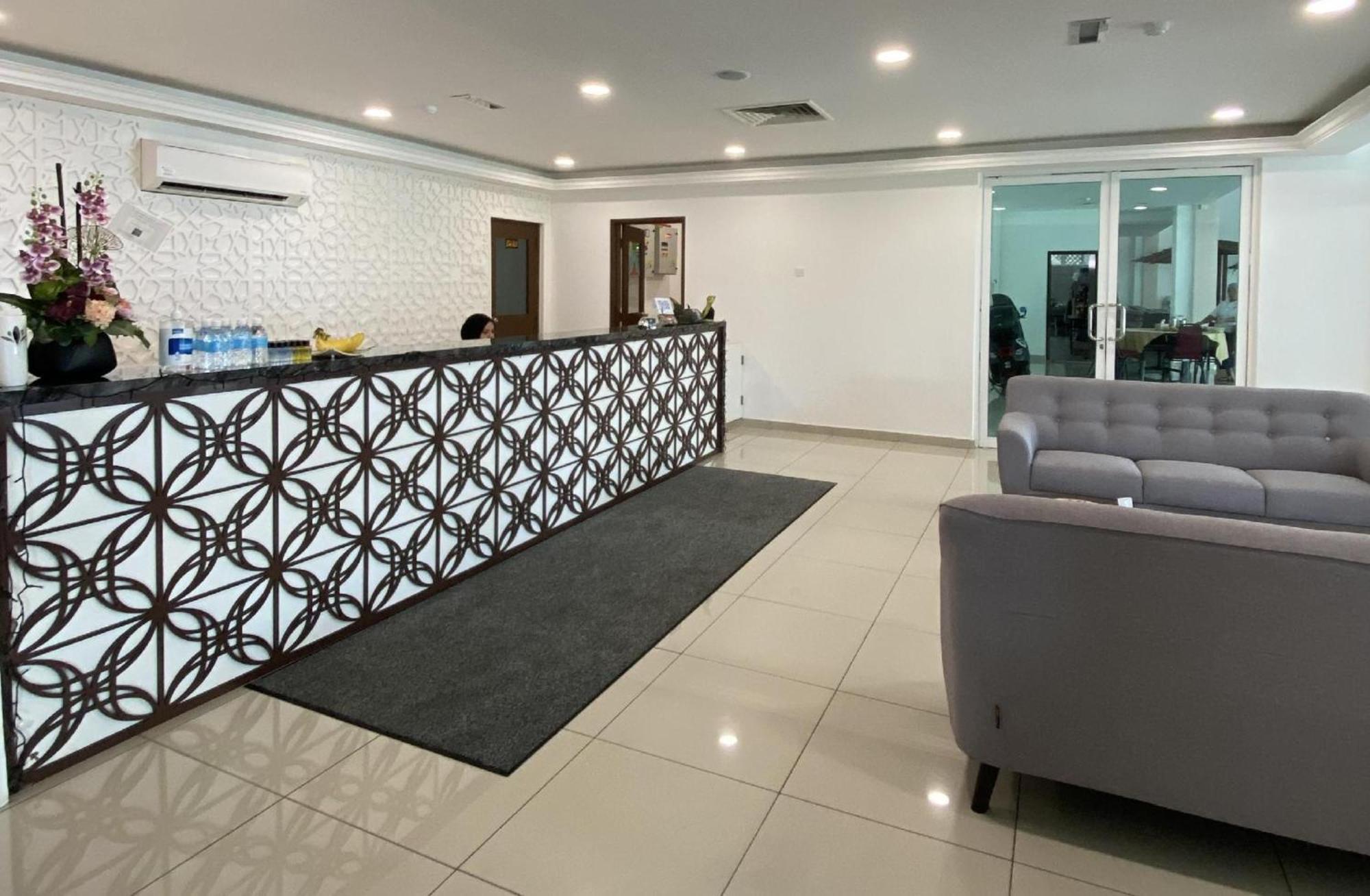 Capital O 90756 Cara Hulu Hotel